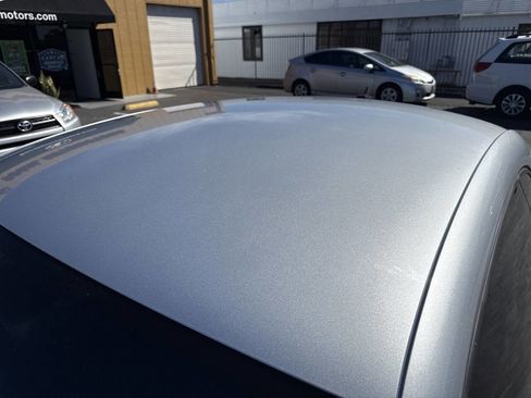 Used 2012 Volkswagen Beetle 2.5 image 11