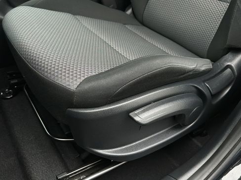 Used 2024 Kia Soul LX w/ Option Group 015 FWD image 24