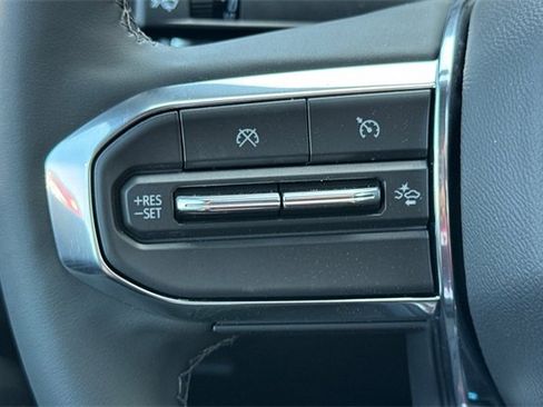 New 2025 GMC Canyon Elevation w/ Convenience Package image 27