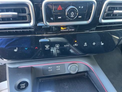New 2026 Nissan Sentra SV w/ SV Convenience Package FWD image 16