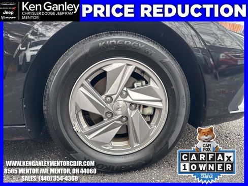 Used 2024 Hyundai Elantra SE image 14