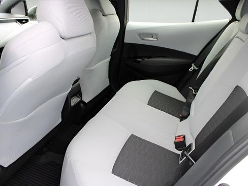 Used 2024 Toyota Corolla SE image 19