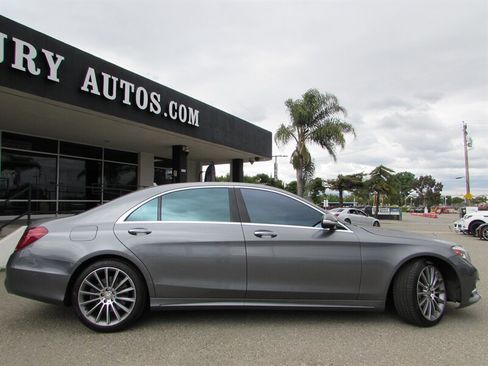 Used 2016 Mercedes-Benz S 550 Sedan image 8