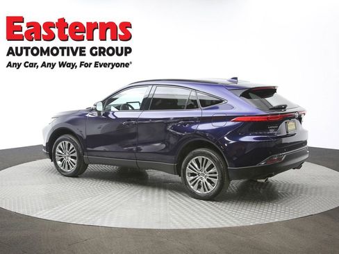 Used 2023 Toyota Venza XLE image 64