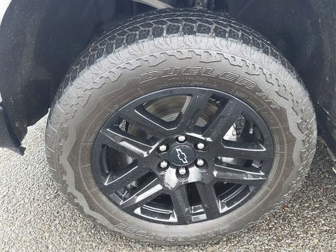 Certified 2024 Chevrolet Silverado 1500 Custom Trail Boss w/ LPO, Dark Essentials Package image 29