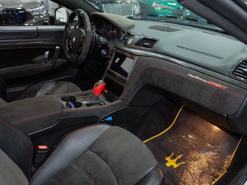 Used 2013 Maserati GranTurismo MC RWD image 40