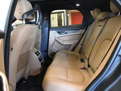 Used 2022 Jaguar F-PACE S AWD/4WD image 19