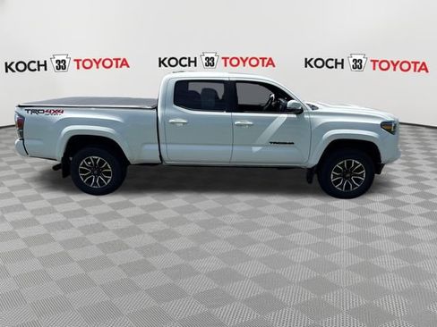 Used 2023 Toyota Tacoma TRD Sport w/ TRD Premium Sport Package AWD/4WD image 9