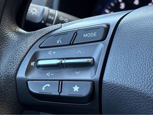 Used 2023 Hyundai Kona SEL FWD image 13