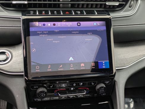 Certified 2024 Jeep Grand Cherokee L Limited w/ Luxury Tech Group II image 22