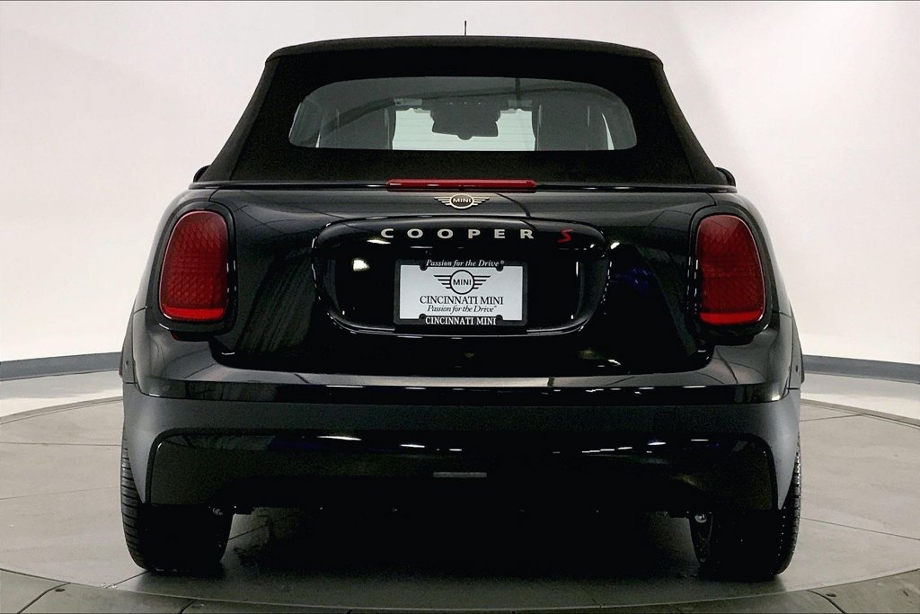 New 2026 MINI Cooper S FWD image 3