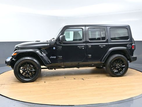 Used 2024 Jeep Wrangler Unlimited w/ Convenience Group image 6