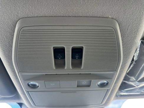 New 2026 Nissan Kicks SV w/ SV Premium Package image 27