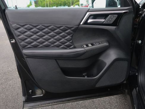 Used 2024 Mitsubishi Outlander SEL FWD image 27