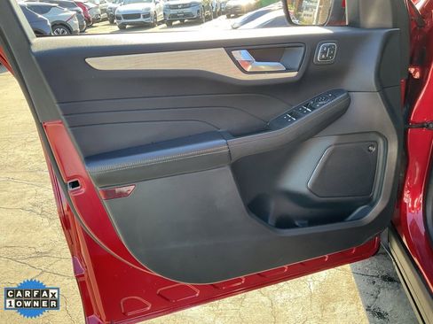 Used 2021 Ford Escape Titanium w/ Titanium Elite Package image 23