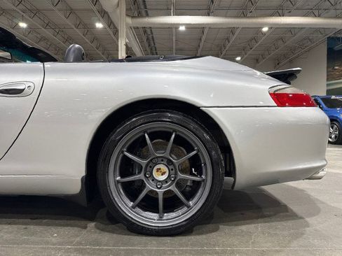 Used 2004 Porsche 911 Carrera 4 image 20