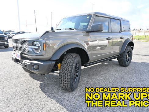 New 2026 Ford Bronco Badlands AWD/4WD image 8