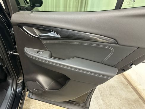 Used 2023 Buick Envision Essence w/ Sport Touring Package AWD/4WD image 32