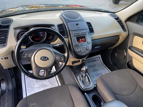 Used 2013 Kia Soul ! image 15