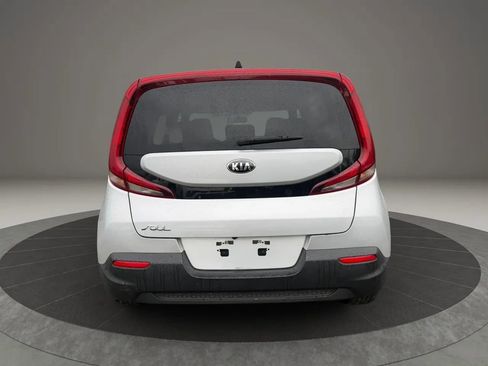 Used 2021 Kia Soul LX FWD image 6