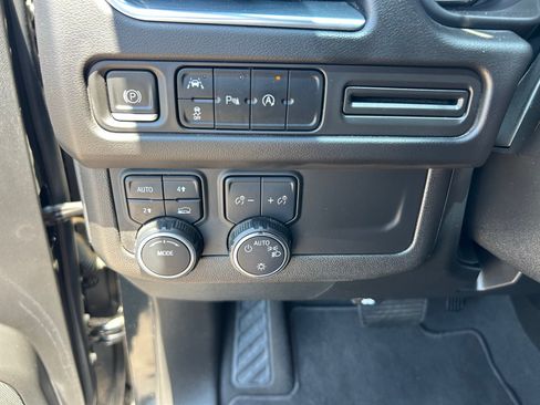 Used 2023 Chevrolet Tahoe LS AWD/4WD image 32