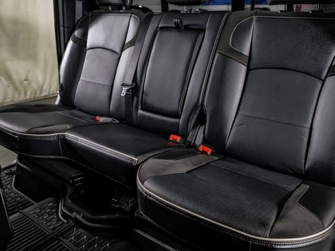 Used 2026 RAM 3500 Laramie AWD/4WD image 33