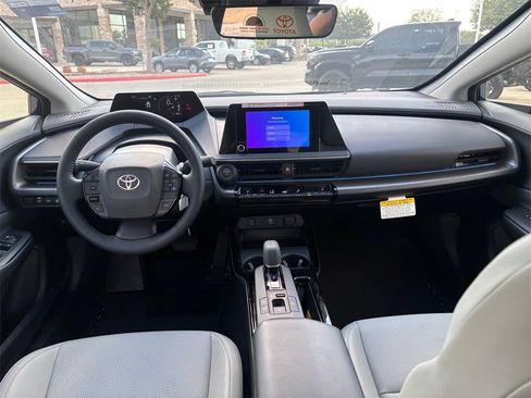 New 2026 Toyota Prius XLE image 27