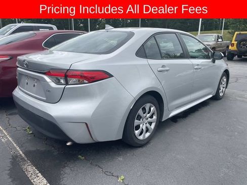 Used 2024 Toyota Corolla LE FWD image 7