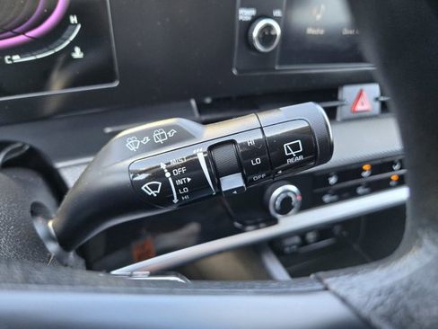 Used 2025 Kia Sportage LX FWD image 20