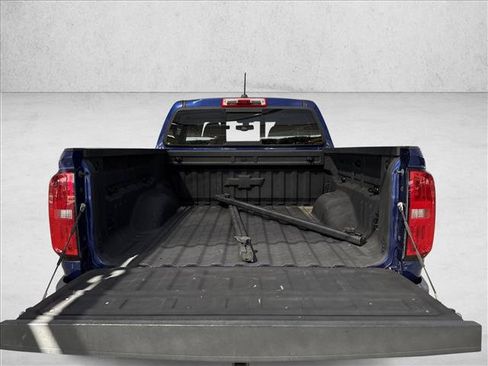 Used 2016 Chevrolet Colorado Z71 w/ LPO, Gearon Bar Package AWD/4WD image 15