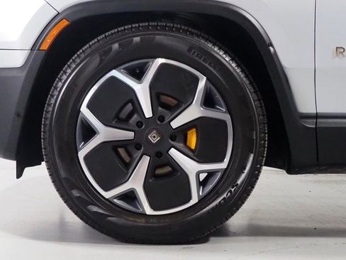 Used 2024 Rivian R1S AWD Adventure image 69