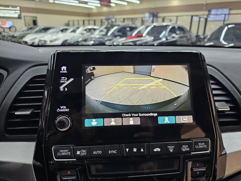 Used 2018 Honda Odyssey Elite image 34