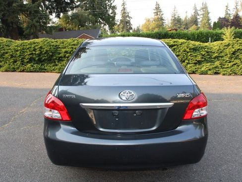 Used 2007 Toyota Yaris Sedan w/ PWR Pkg w/Steel Wheels FWD image 10