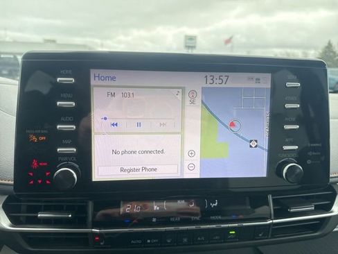 Used 2021 Toyota Sienna AWD image 24