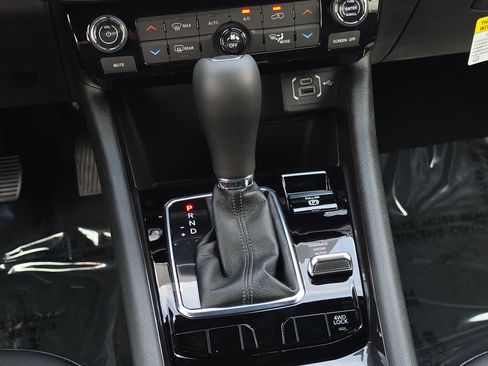 New 2026 Jeep Compass Latitude AWD/4WD image 14