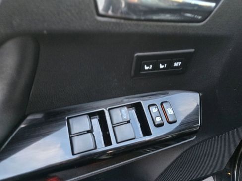 Certified 2016 Toyota RAV4 Limited image 18