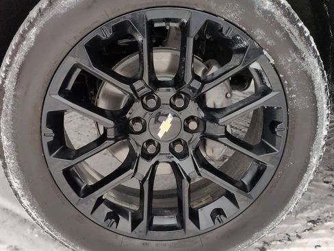 Used 2022 Chevrolet Suburban RST image 14