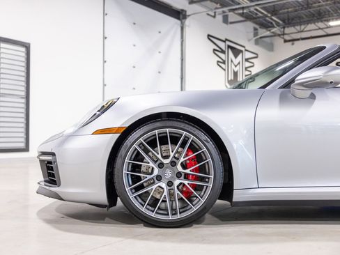 Used 2024 Porsche 911 Carrera S w/ Sport Package image 13