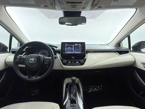 Used 2021 Toyota Corolla LE FWD image 22