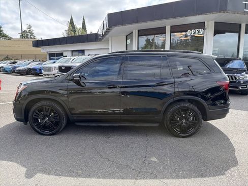 Used 2022 Honda Pilot Black Edition image 3