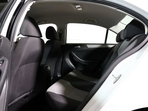 Used 2017 Volkswagen Jetta S FWD image 14