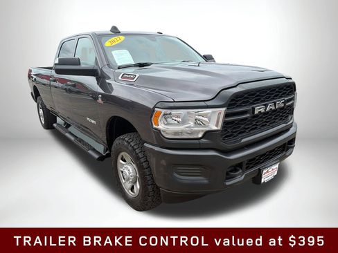 Used 2022 RAM 3500 Tradesman AWD/4WD image 9