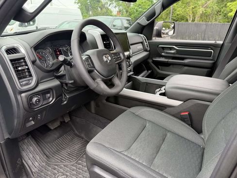 Used 2025 RAM 1500 Big Horn AWD/4WD image 19