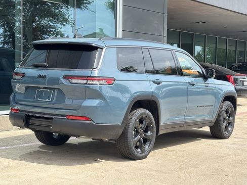 New 2026 Jeep Grand Cherokee L Limited w/ Limited Altitude Package RWD image 3