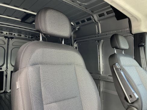 New 2025 RAM ProMaster 2500 w/ Convenience Group image 18