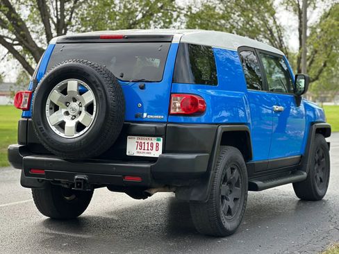 Used 2007 Toyota FJ Cruiser 2WD image 5
