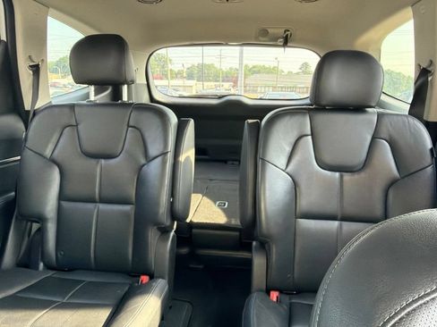 Certified 2023 Kia Telluride EX w/ EX Captain's Chair Package AWD/4WD image 8