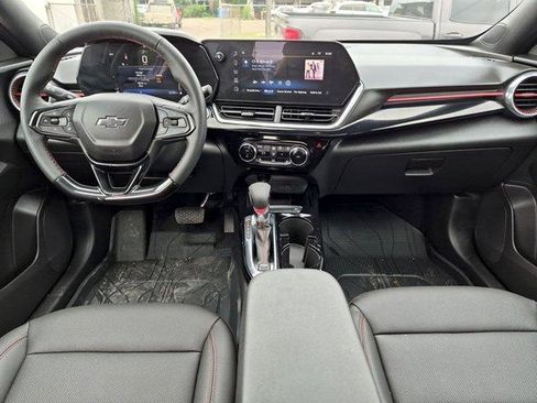 Used 2026 Chevrolet Trax RS w/ Sunroof Package FWD image 20