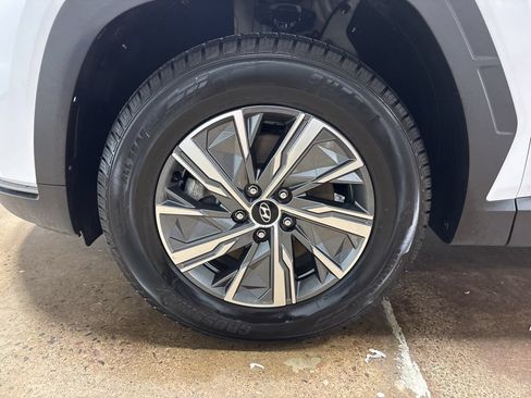 Used 2022 Hyundai Tucson Blue AWD/4WD image 9