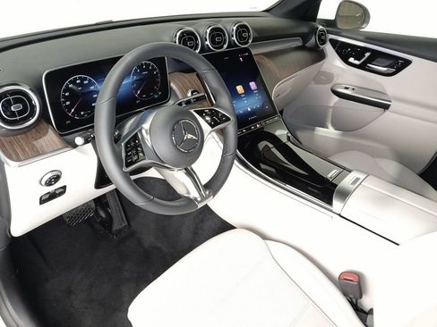 New 2026 Mercedes-Benz GLC 300 4MATIC image 17